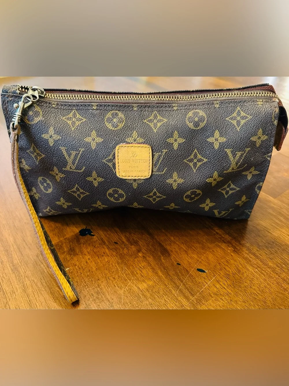 VTG 1970s/80s Louis Vuitton Monogram Poche Toilette Pouch